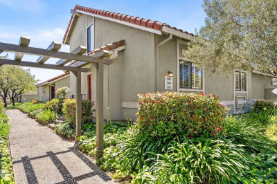 246 Crestview Dr Watsonville, CA 95076