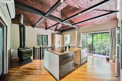 21713 Starrett Hill Dr Monte Rio, CA 95462