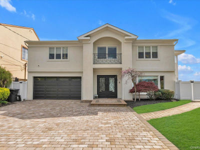 3390 Hewlett Ave Merrick, NY 11566