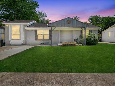 1812 Spring Lake Dr Mesquite, TX 75149