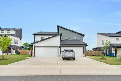 1401 SW Poigai Wy, Bentonville, AR, USA