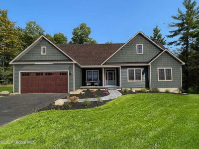 32 Huna Way, Lake George, NY 12845, USA