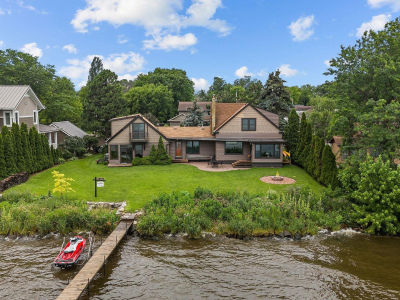 2346 Hickory Ln Oshkosh, WI 54901