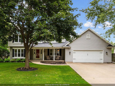 2191 Bramblewood Ct Neenah, WI 54956