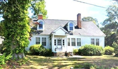 943 Marshall St Greenwood, SC 29646