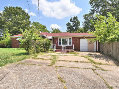 5904 E 7th St Tulsa, OK 74112