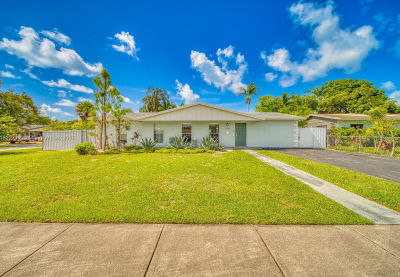 9104 SW 180th St Palmetto Bay, FL 33157