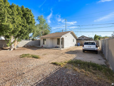 257 E George St Somerton, AZ 85350