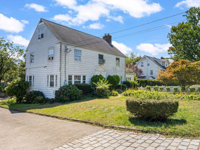 223 Glenbrook Rd Stamford, CT 06906