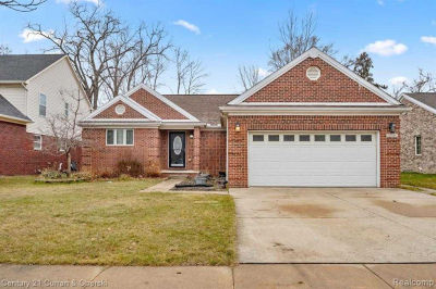 37454 Eagle Drive, Livonia, MI, USA