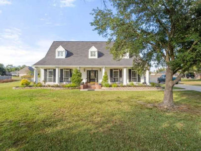 1528 Campfire Road, Lake Charles, LA, USA