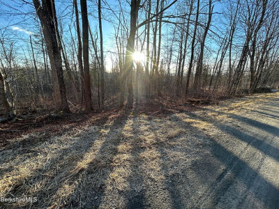 0 Old Abbey Ln Becket, MA 01223