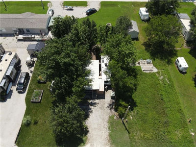 122 Fawn Valley Dr Linn Valley, KS 66040