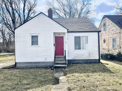 711 W 24th St Anderson, IN 46016