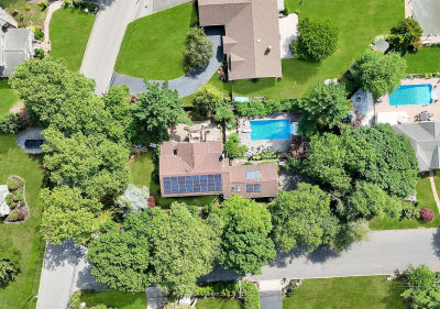55 Riverview Ct Oakdale, NY 11769
