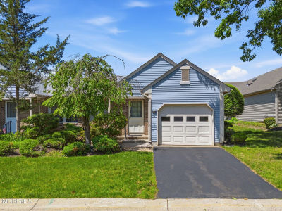 9 Patrick Henry Ct #A Monroe Township, NJ 08831