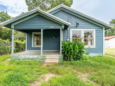 306 Dorothy St Jacksonville, TX 75766