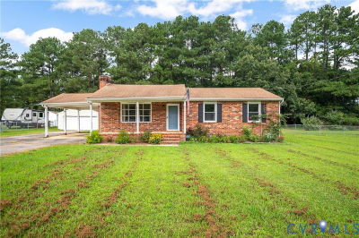 25136 Floyd Ave Petersburg, VA 23803