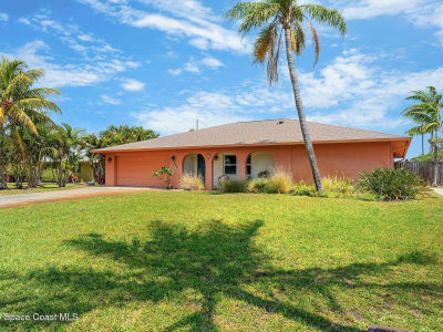 440 Pine Tree Dr Indialantic, FL 32903