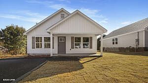 924 Taylor Dr Panama City, FL 32404