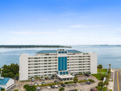 100 Cherry St APT 202 Panama City, FL 32401