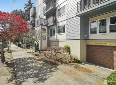 3045 20th Ave W APT 208 Seattle, WA 98199