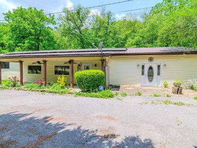 970 Highway 3001 Lenarue C, KY 40818
