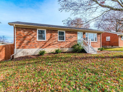 3668 King Arthur Dr Lexington, KY 40517