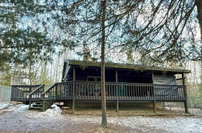 279 Lakeshore Dr Oxford, WI 53952