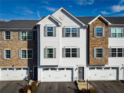 120 John St S Strabane, PA 15301