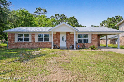 203 Lynn Cir Pass Christian, MS 39571
