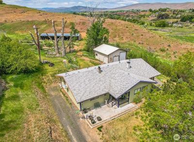 12623 Douglas Rd Yakima, WA 98908