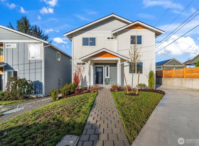 3102 44th Ave NE Tacoma, WA 98422