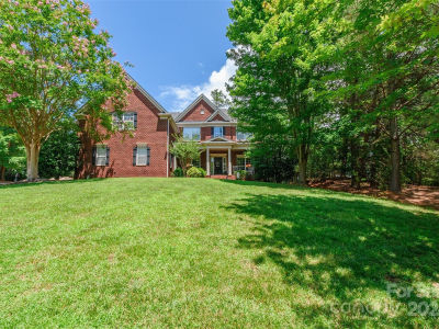 1651 Scotch Pine Ln Tega Cay, SC 29708