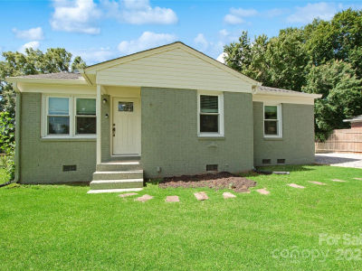 111 Berry St Chester, SC 29706