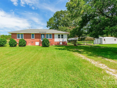 3505 Valley Dr Chester, SC 29706