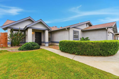 969 Lakewood Dr Hanford, CA 93230