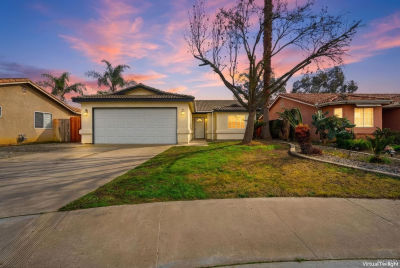 2307 Zion Way Hanford, CA 93230
