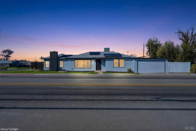 100 W Terrace Dr Hanford, CA 93230