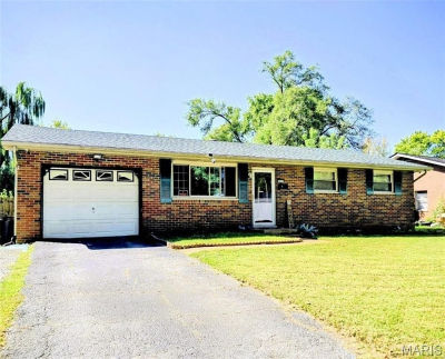 2608 Angela Dr Granite City, IL 62040