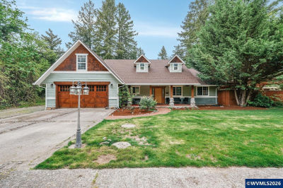 824 W Central Ave Gates, OR 97346