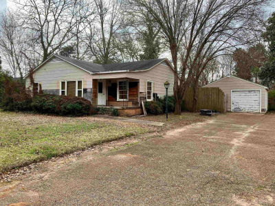 904 Camp St Kilgore, TX 75662