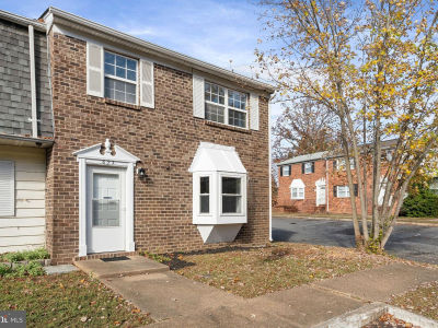 623 Olde Forge Dr Fredericksburg, VA 22405