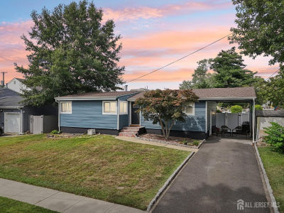 3 Duke Ln Hazlet, NJ 07730