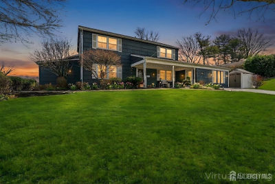 104 Idolstone Ln Aberdeen, NJ 07747