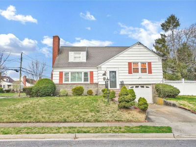 2632 Fox Rd Baldwin, NY 11510