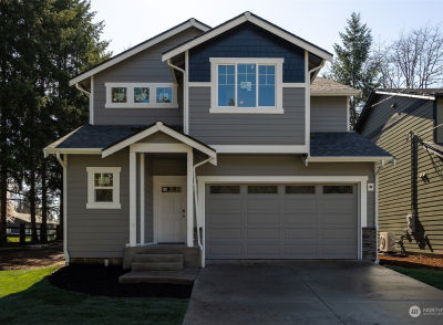 702 160th St S Spanaway, WA 98387