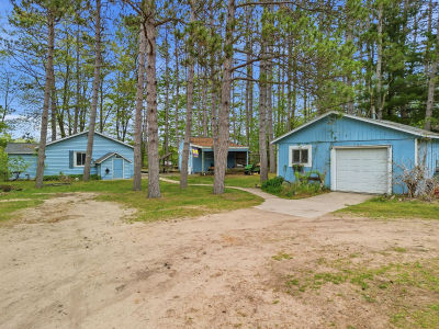 18648 Lawrence Dr Stanwood, MI 49346