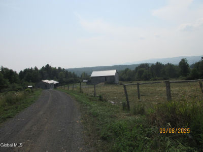 30 Rylie Way Whitehall, NY 12887