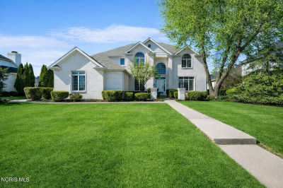 26281 Seminary Rd Perrysburg, OH 43551